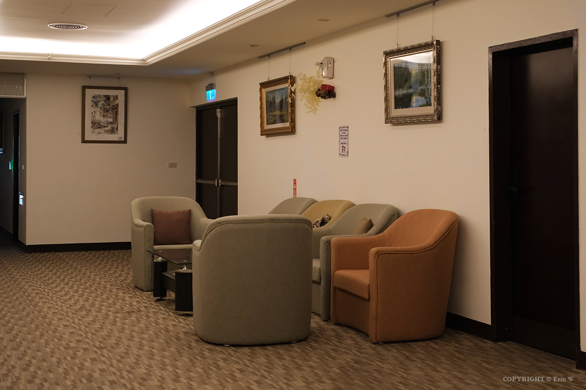 雲林・古坑｜翠華會館｜坐落在校園裡的靜謐度假會館 擁抱山色、咖啡香與親近自然的慢旅時光