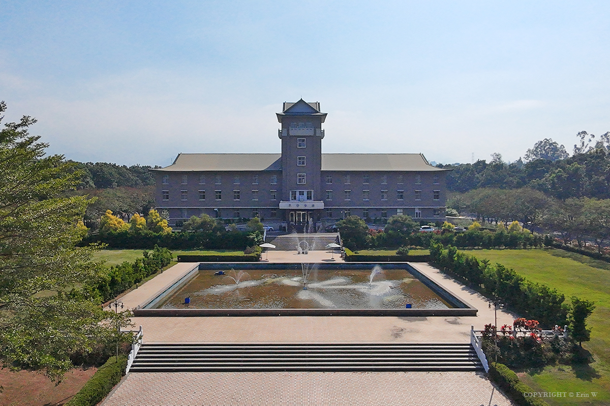 雲林・古坑｜翠華會館｜坐落在校園裡的靜謐度假會館 擁抱山色、咖啡香與親近自然的慢旅時光