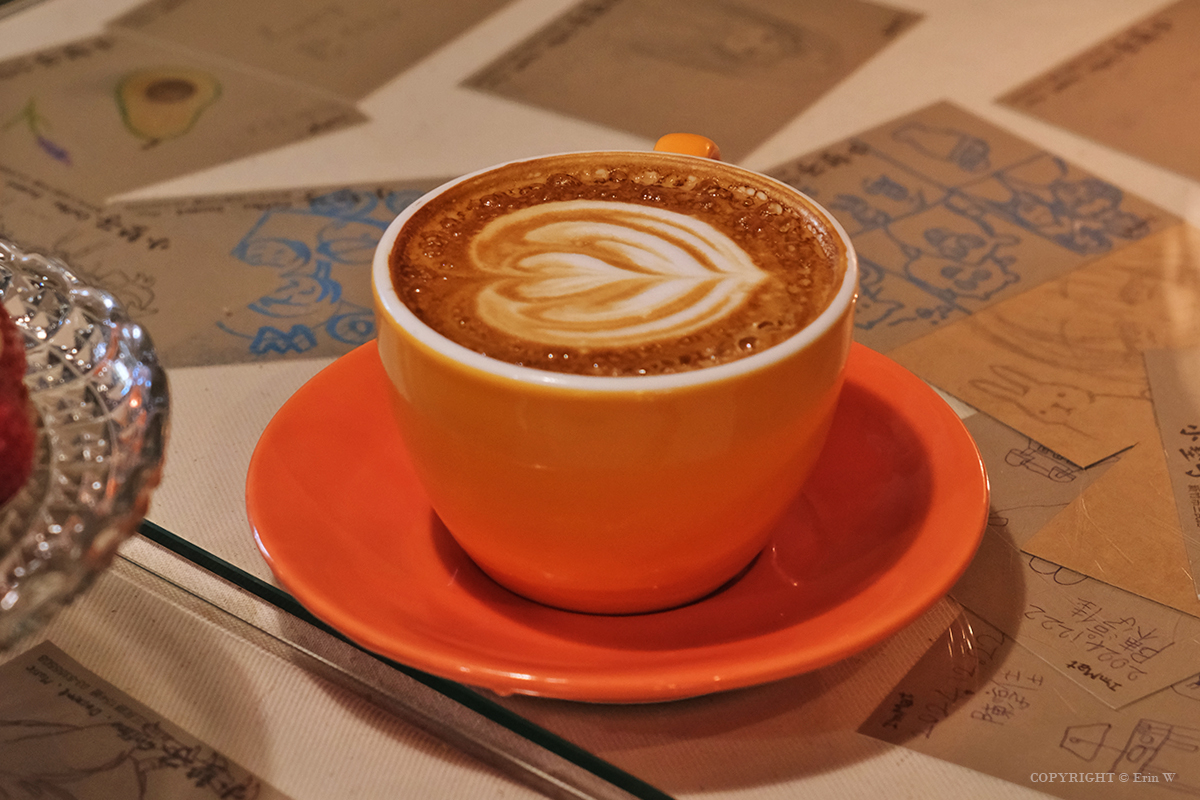 新竹｜I’mmat cafe 小墊子｜在新竹深耕多年的戚風甜點老店 季節限定的草莓食光