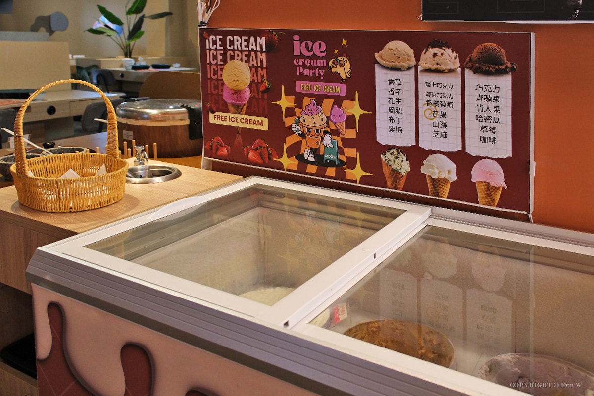 苗栗．頭份｜月團圓雞湯火鍋｜個人388元起的一鍋兩味鴛鴦鍋 野菜自助吧吃到飽 冬季暖身必吃的隱藏版薑母雞酒湯底